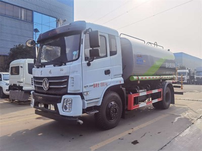 东风K6  12.73方洒水车